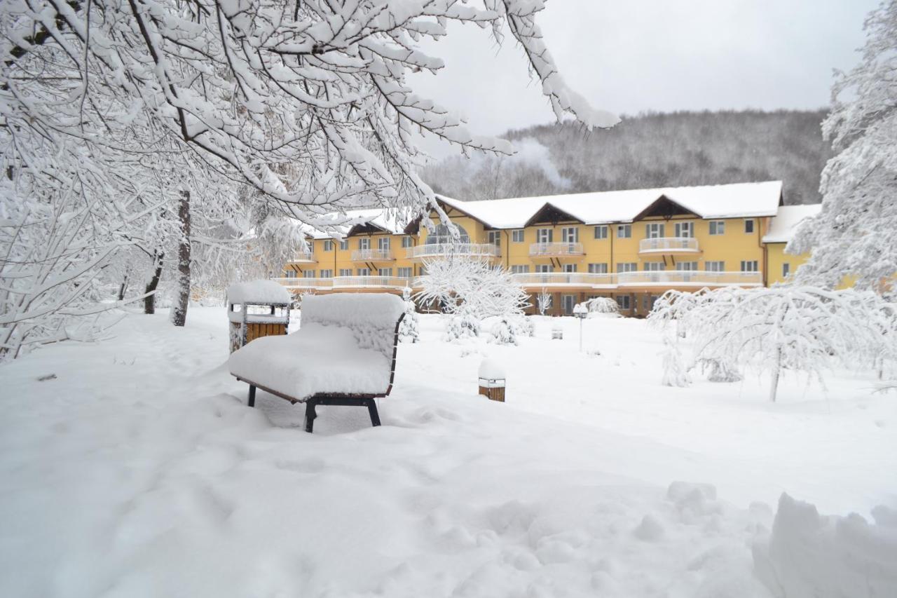 Belle Royalle Lisarnya Buitenkant foto